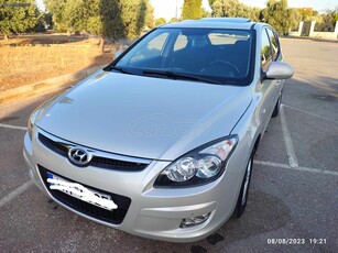 Hyundai i 30 '09 cw 1.4 blue Comfort