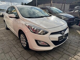 Hyundai i 30 '12 1.6 CRDI BLUE COMFORT