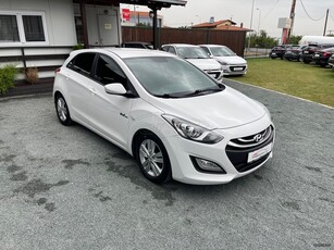 Hyundai i 30 '12 Blue