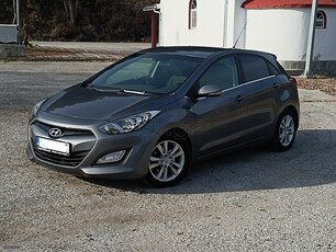 Hyundai i 30 '13 clima cruise control