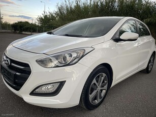 Hyundai i 30 '16 1.6 CRDi blue YES! Silver