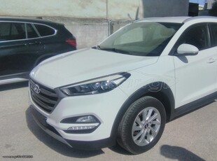 Hyundai Tucson '18 1.7 diesel COMFORT Navi..!!