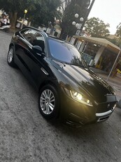 Jaguar F-Pace '17 Portfolio