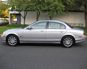 Jaguar S-Type '01 4.0 V8 Luxury 281HP made in England