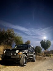 Jeep Cherokee '05 KJ