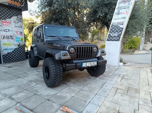 Jeep Wrangler '05 HARD TOP - 6 SPEED