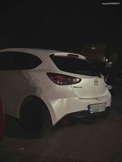 Mazda 2 '15 G-90 Skyactiv