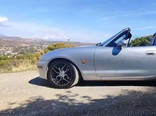 Mazda MX-5 '02 SPORTY