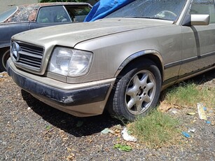 Mercedes-Benz 200 '92 W124 AMG