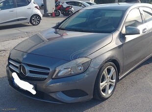 Mercedes-Benz A 180 '13