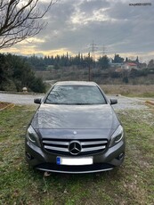 Mercedes-Benz A 180 '13 A-Class