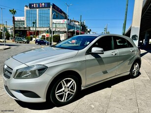 Mercedes-Benz A 180 '15 1.6 BLUE EFFICIENCY