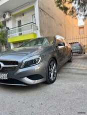 Mercedes-Benz A 180 '15 A180