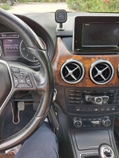 Mercedes-Benz B 180 '12 BLUEEFFICIENCY