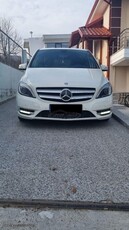 Mercedes-Benz B 180 '12 BlueEFFICIENCY sports