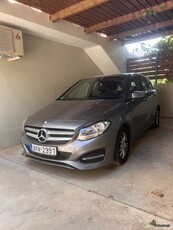 Mercedes-Benz B 180 '15