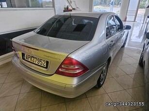 Mercedes-Benz C 180 '04 FOUL