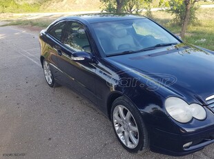 Mercedes-Benz C 200 '03 SPORTS COUPE