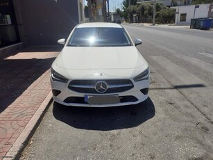 Mercedes-Benz CLA 180 '23