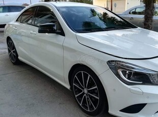 Mercedes-Benz CLA 200 '15 CLA Coupé 200 7G-DCT