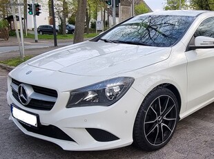 Mercedes-Benz CLA 200 Shooting Brake '15 CLA Shooting Brake 200 d