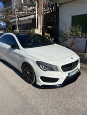 Mercedes-Benz CLA 220 '13 AMG