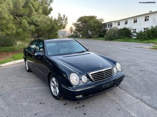 Mercedes-Benz E 200 '01 Avantgarde FULL EXTRA