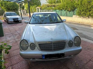 Mercedes-Benz E 200 '01