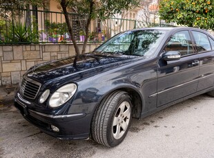 Mercedes-Benz E 200 '03 AVANTGARDE