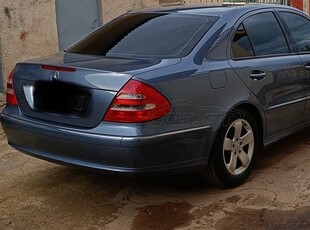 Mercedes-Benz E 200 '04 E 200 AVANTGARDE