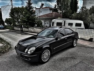 Mercedes-Benz E 200 '05 AVANTGARDE AUTOMATIC