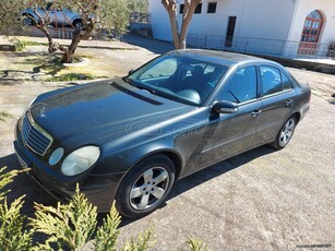 Mercedes-Benz E 200 '05 classic