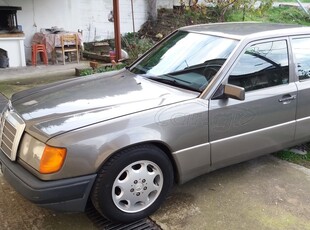 Mercedes-Benz E 200 '90