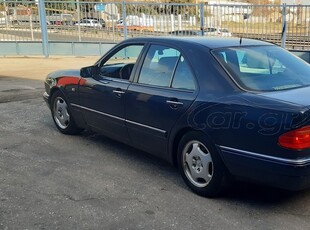 Mercedes-Benz E 200 '97 AVANTGARDE