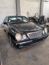 Mercedes-Benz E 200 '99