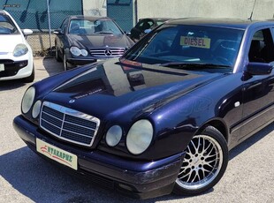 Mercedes-Benz E 220 '00 210