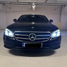 Mercedes-Benz E 220 '16 D AVANTGARDE 9G-TRONIC