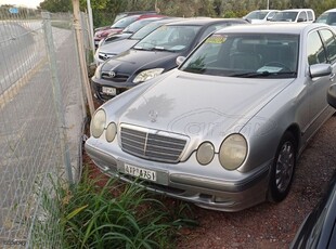 Mercedes-Benz E 240 '01