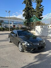 Mercedes-Benz E 250 '10 CGI BlueEFFICIENCY Automatic Look AMG