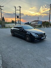 Mercedes-Benz E 250 '10 Coupe spor