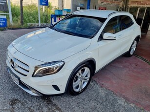 Mercedes-Benz GLA 180 '15 180d Sensation 7G-DCT AUTOMATI