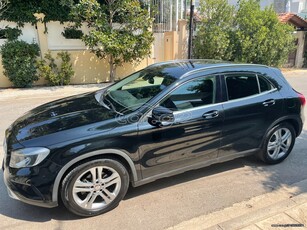 Mercedes-Benz GLA 180 '15 CDI Urban