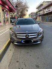 Mercedes-Benz GLA 180 '15 D URBAN ΔΕΡΜΑ ClIMA 7 AYTO