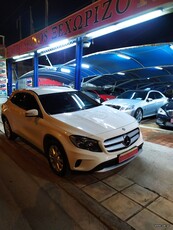 Mercedes-Benz GLA 180 '15 DIESEL 1.5lt AUTOMATIC