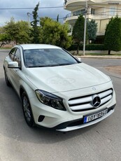 Mercedes-Benz GLA 180 '16