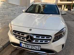 Mercedes-Benz GLA 180 '17