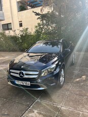 Mercedes-Benz GLA 180 '17 DIESEL progresive