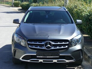 Mercedes-Benz GLA 180 '19 Urban 7G-DCT