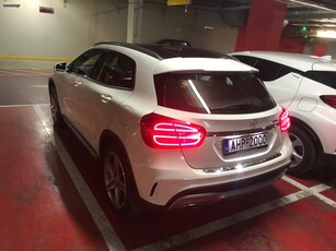 Mercedes-Benz GLA 200 '15 AMG LINE