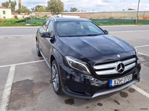 Mercedes-Benz GLA 200 '15 AMG LINE